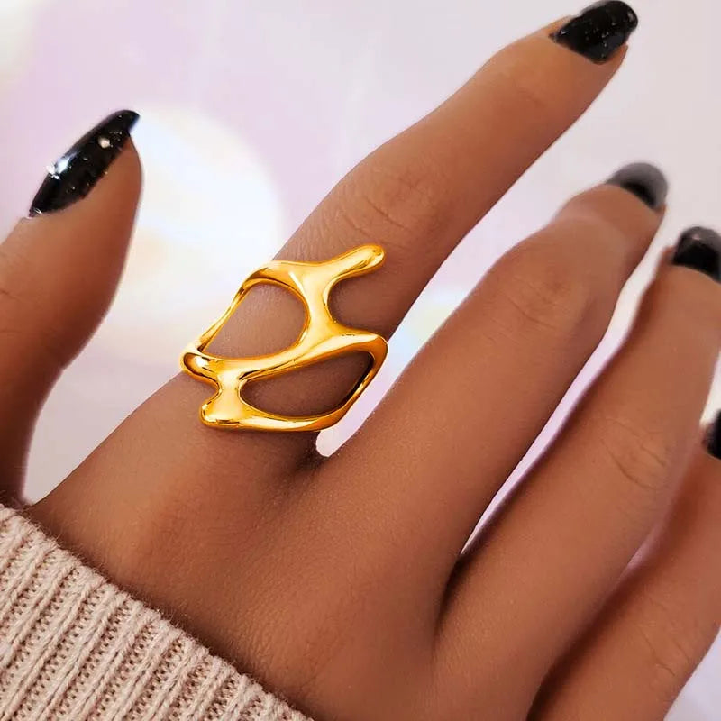 Liquid Lava Rings